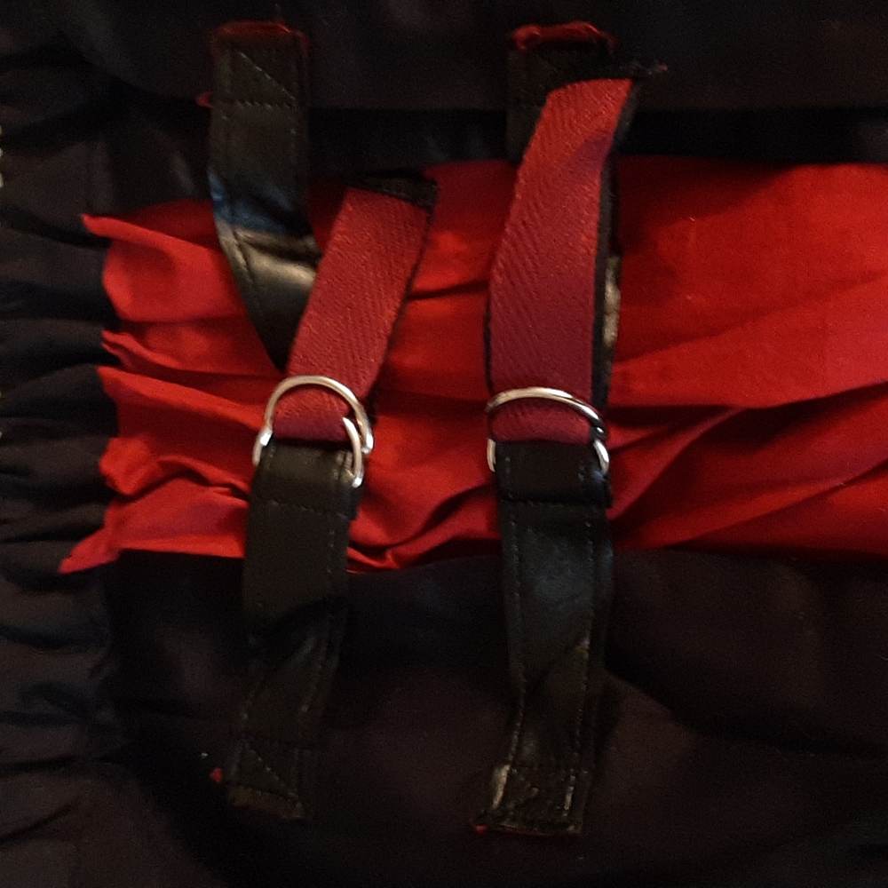 Putumayo Red & Black J-rock skirt - Picture 2 of 11